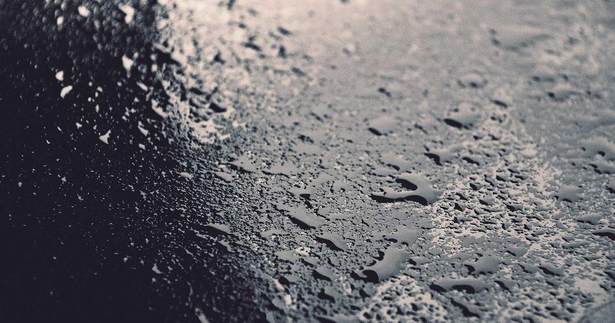 Hong Kong weather forecast scene, meteorological data visualization, cityscape with weather elements